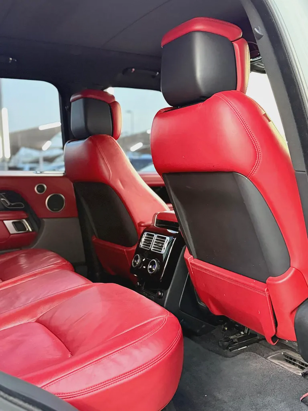(2020 ) RANGE ROVER // VOGUE V6 // GCC // EXCELLENT CONDITION //-16-16