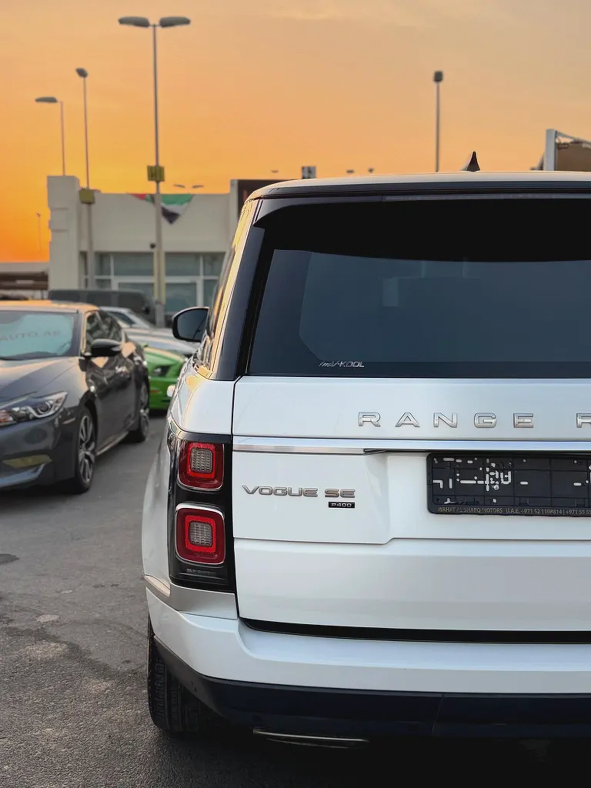 (2020 ) RANGE ROVER // VOGUE V6 // GCC // EXCELLENT CONDITION //-7-7