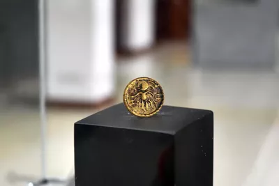 Ancient Sri Lankan Coin-0