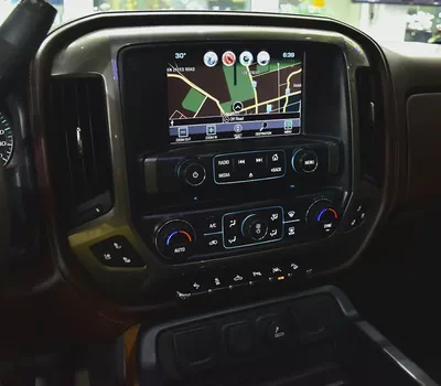 ORIGINAL PAINT ( صبغ وكاله ) Chevrolet Silverado High Country 4x4 6.2 L ( 2017 Model ) GCC Specs-13