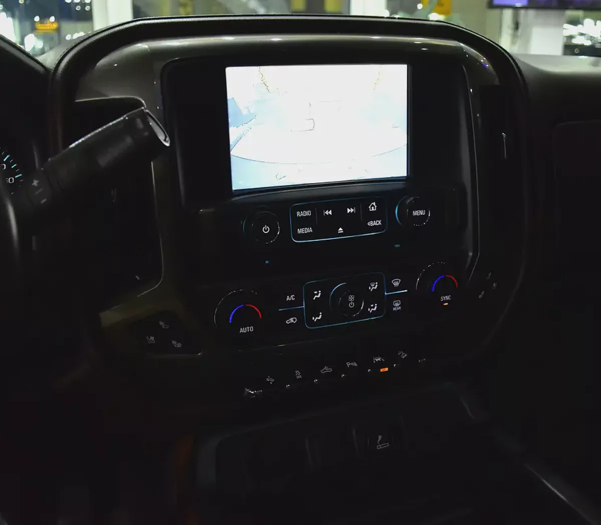 ORIGINAL PAINT ( صبغ وكاله ) Chevrolet Silverado High Country 4x4 6.2 L ( 2017 Model ) GCC Specs-14-14