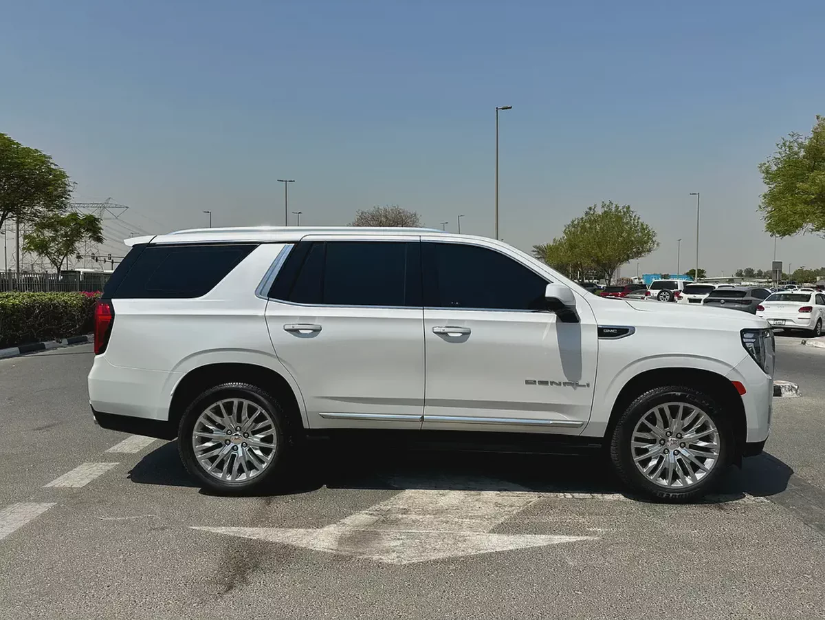 GMC Yukon Denali 2024 GCC Specs --2-2