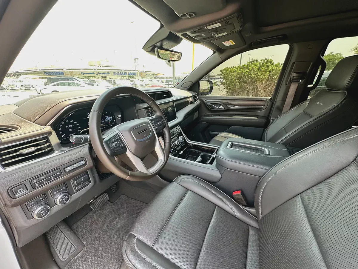 GMC Yukon Denali 2024 GCC Specs --3-3