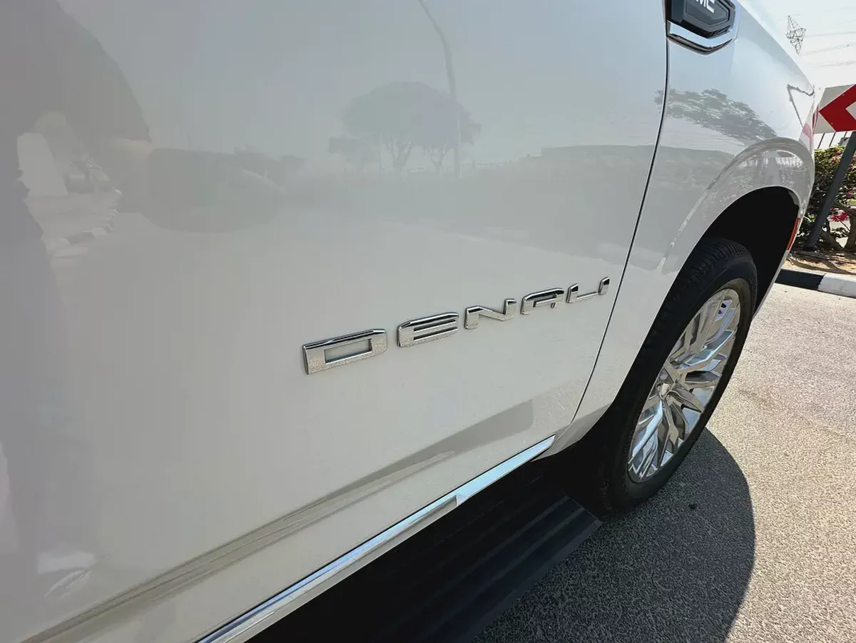 GMC Yukon Denali 2024 GCC Specs --5-5