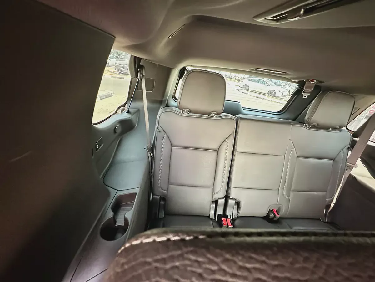 GMC Yukon Denali 2024 GCC Specs --6-6