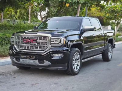 GMC Sierra Denali 2018 GCC Specs - Immaculate Condition-2