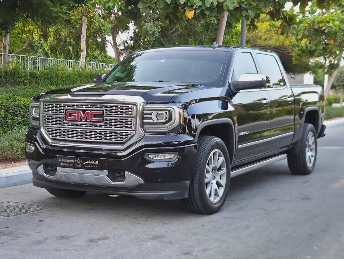 GMC Sierra Denali 2018 GCC Specs - Immaculate Condition-2-2