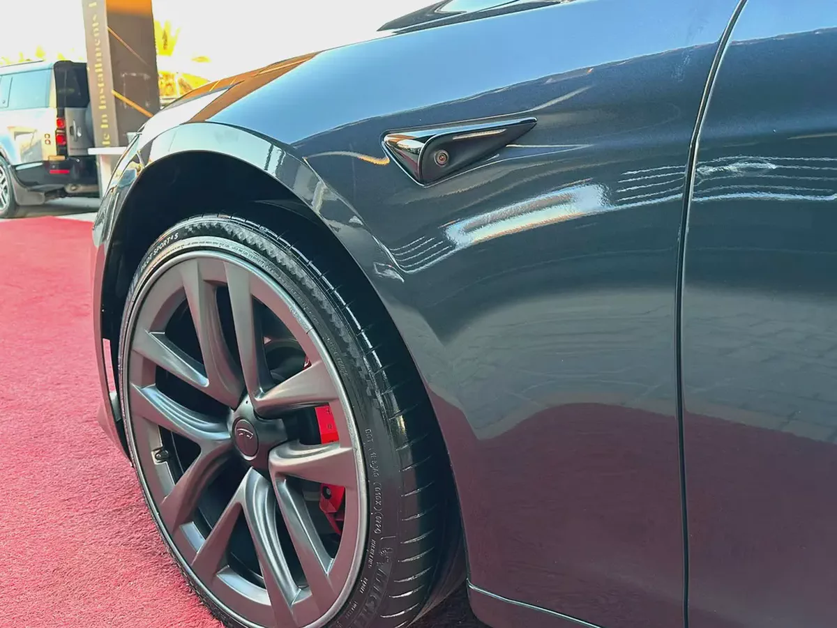 2024 Tesla Model S Plaid | GCC Specs-9-9