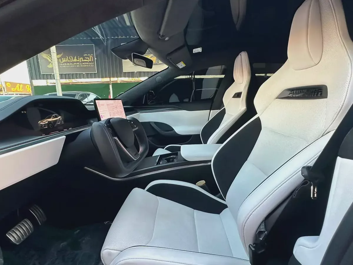 2024 Tesla Model S Plaid | GCC Specs-10-10