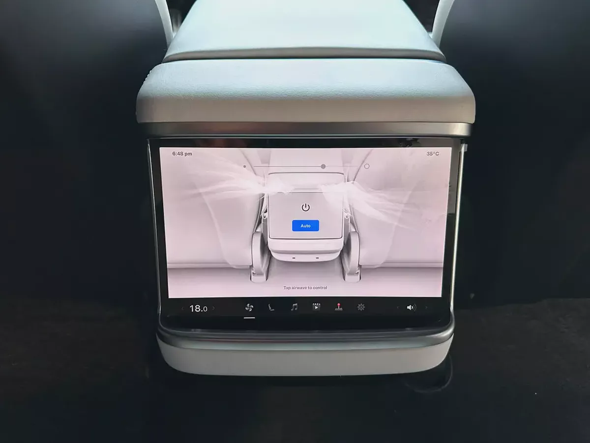 2024 Tesla Model S Plaid | GCC Specs-11-11