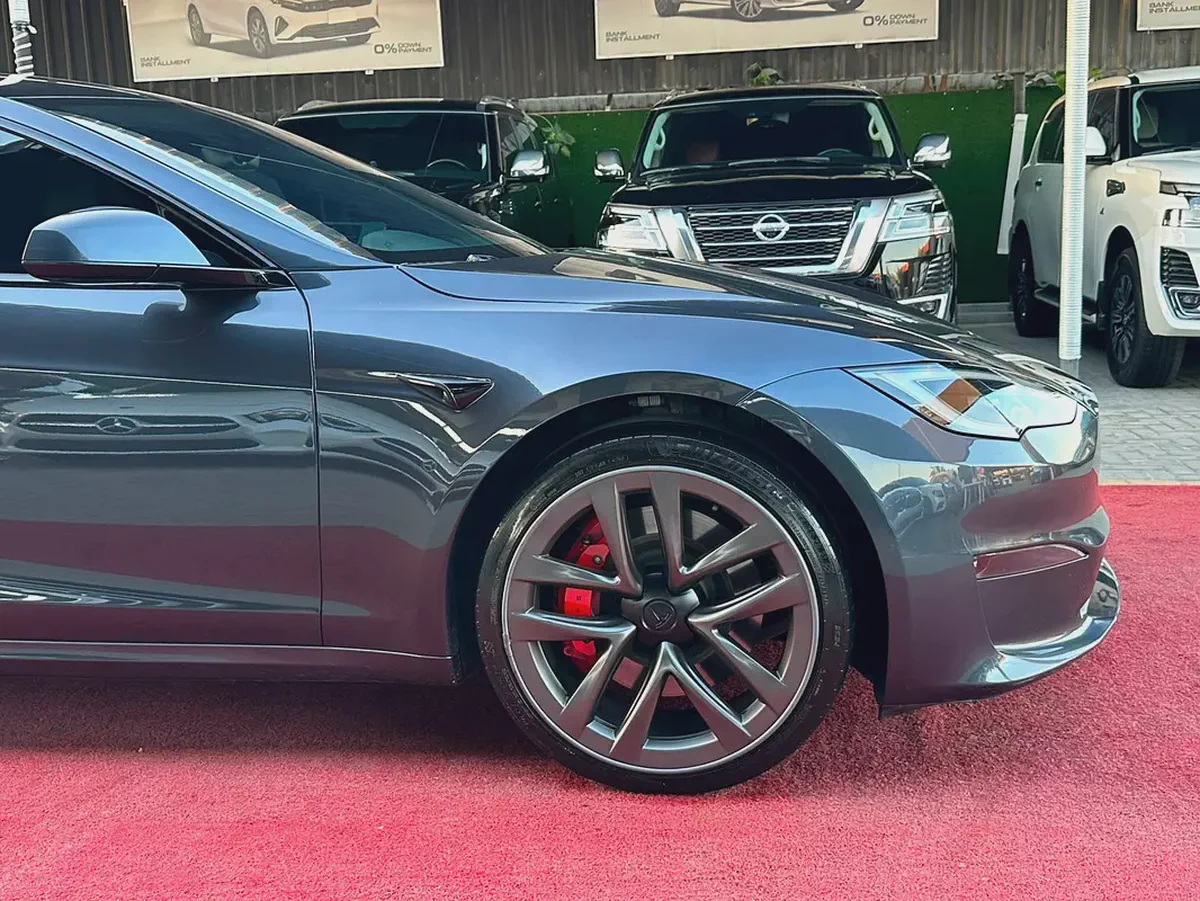 2024 Tesla Model S Plaid | GCC Specs-13-13