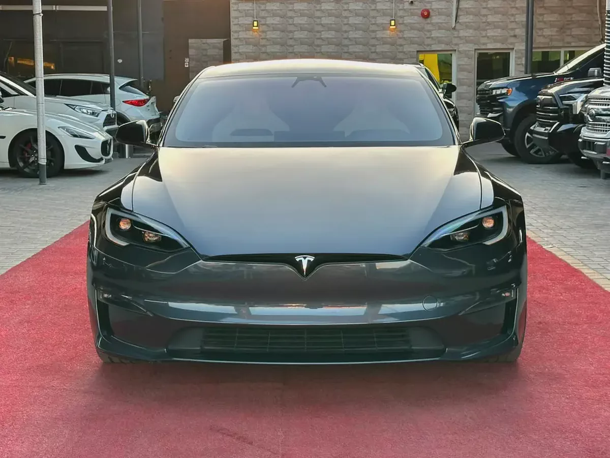 2024 Tesla Model S Plaid | GCC Specs