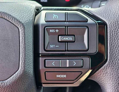 Toyota Prado VXR ALL ROUNDER || MID OPTION || 2.4L PETROL V4 || LETHAER WITH DRIVER PWR SEAT || COOL BOX (CODE#PP-21