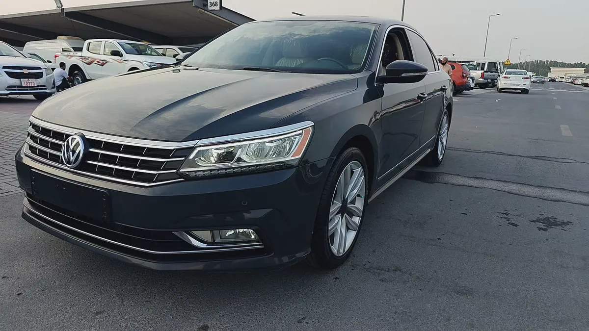 Volkswagen Passat Highline 2016 | GCC Specs | Full Option-5-5