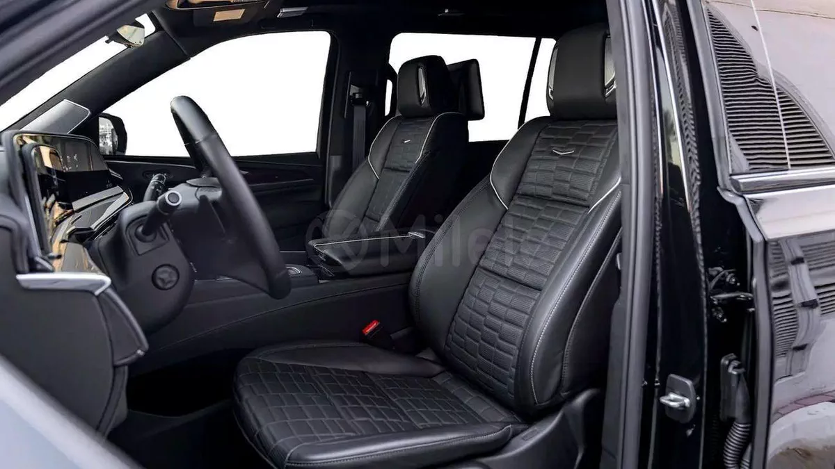 Cadillac Escalade  5TH GEN | 2-YEAR WARRANTY + SERVICE AVAILABLE | IN-HOUSE FINANCING | 0% DOWNPAYMENT (BANK)-8-0
