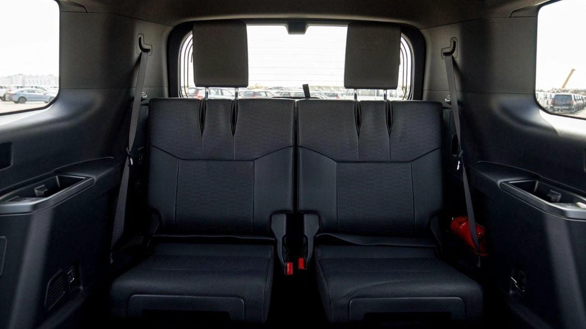 Toyota Prado (LHD) TOYOTA PRADO 250 WX+ LUXURY 2.4P AT MY205 - BLACK-8-8