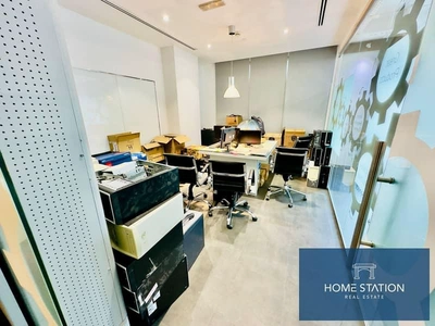 Grosvenor Business Tower, Barsha Heights (Tecom), Dubai-11