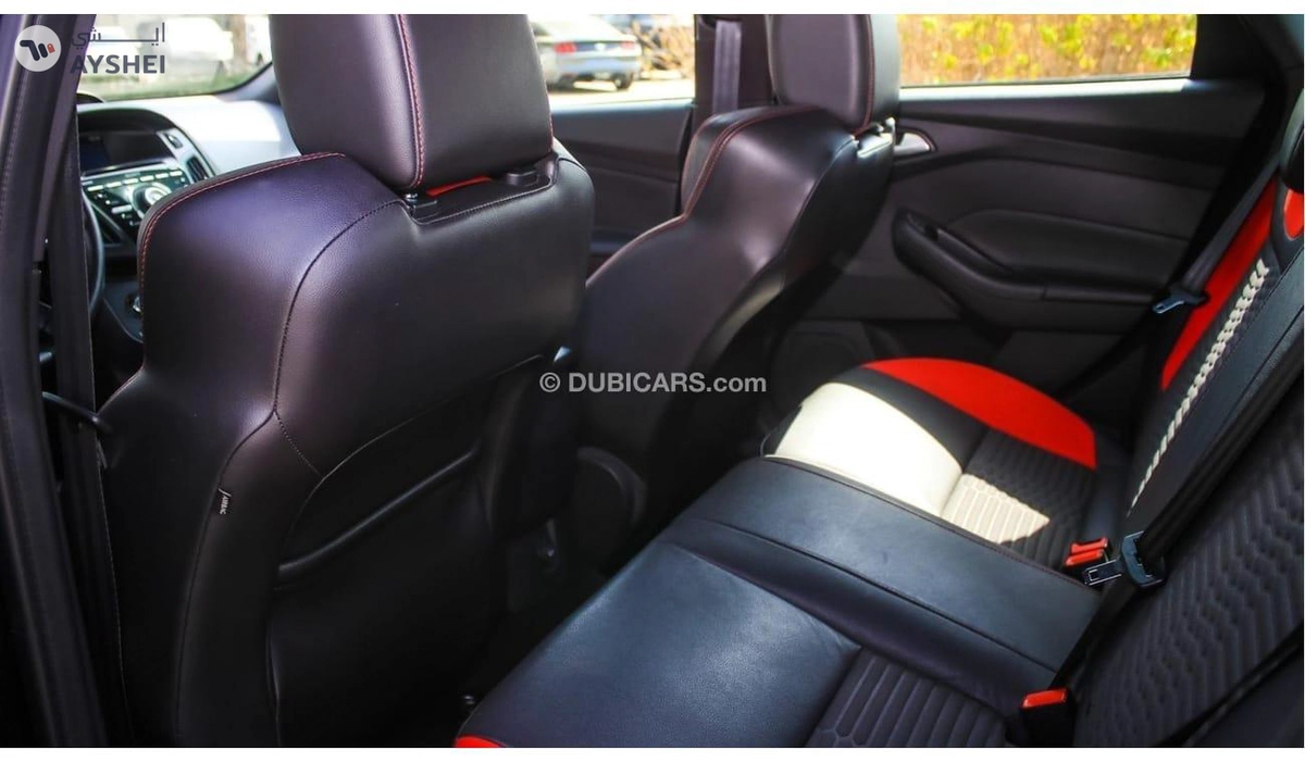 Ford Focus ST-5-5