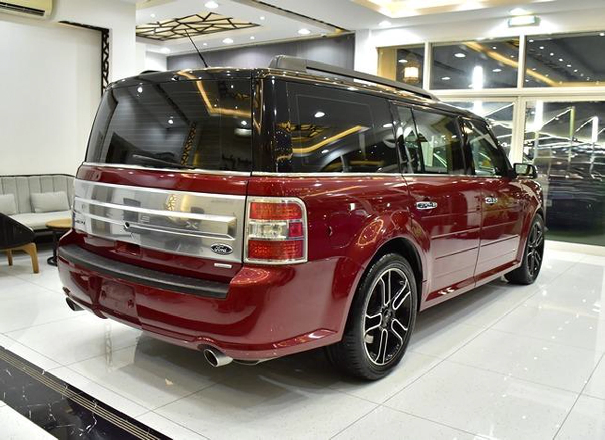 Ford Flex Limited ( 2015 Model ) in Red Color GCC Specs