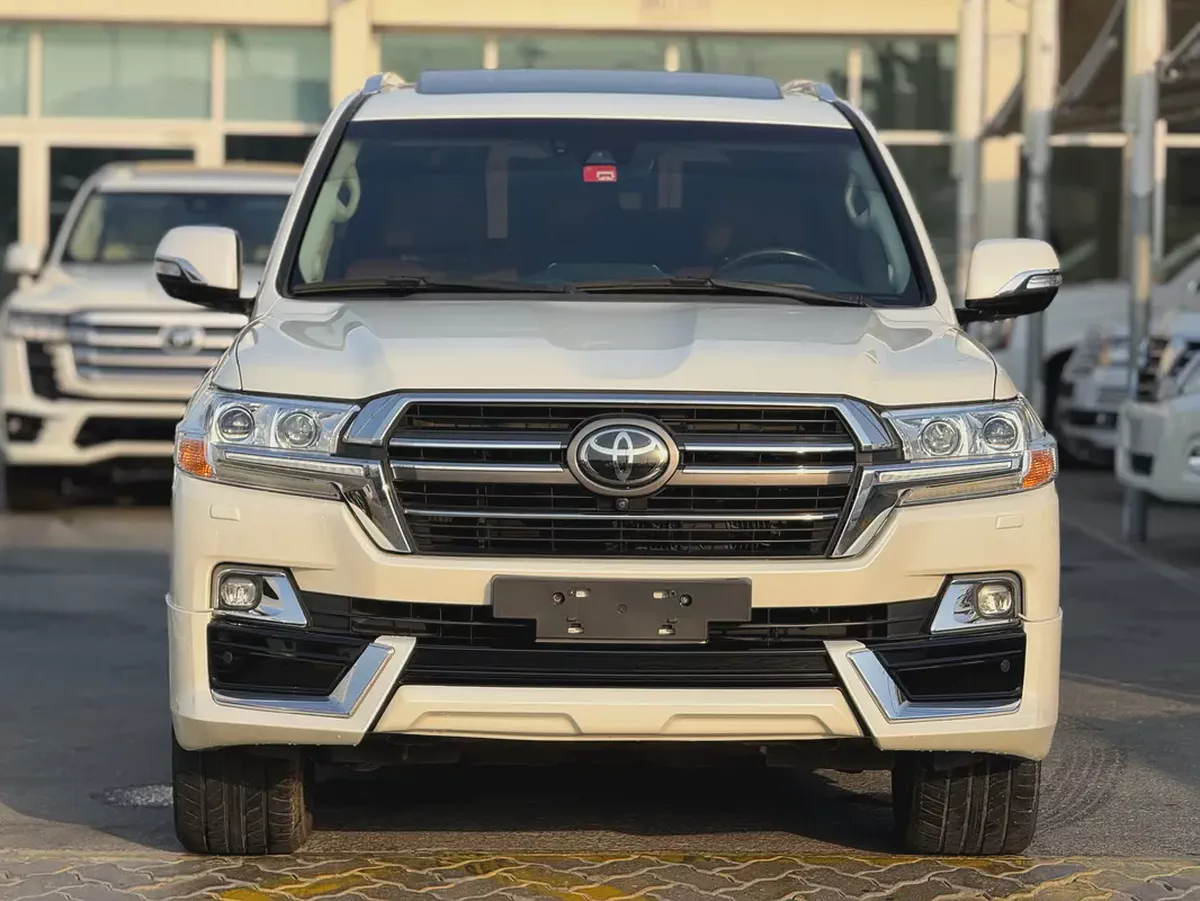 تويوتا لاند كروزر في اكس ار 5.7Toyota Land Cruiser VXR 2021 GCC Specs-5-5