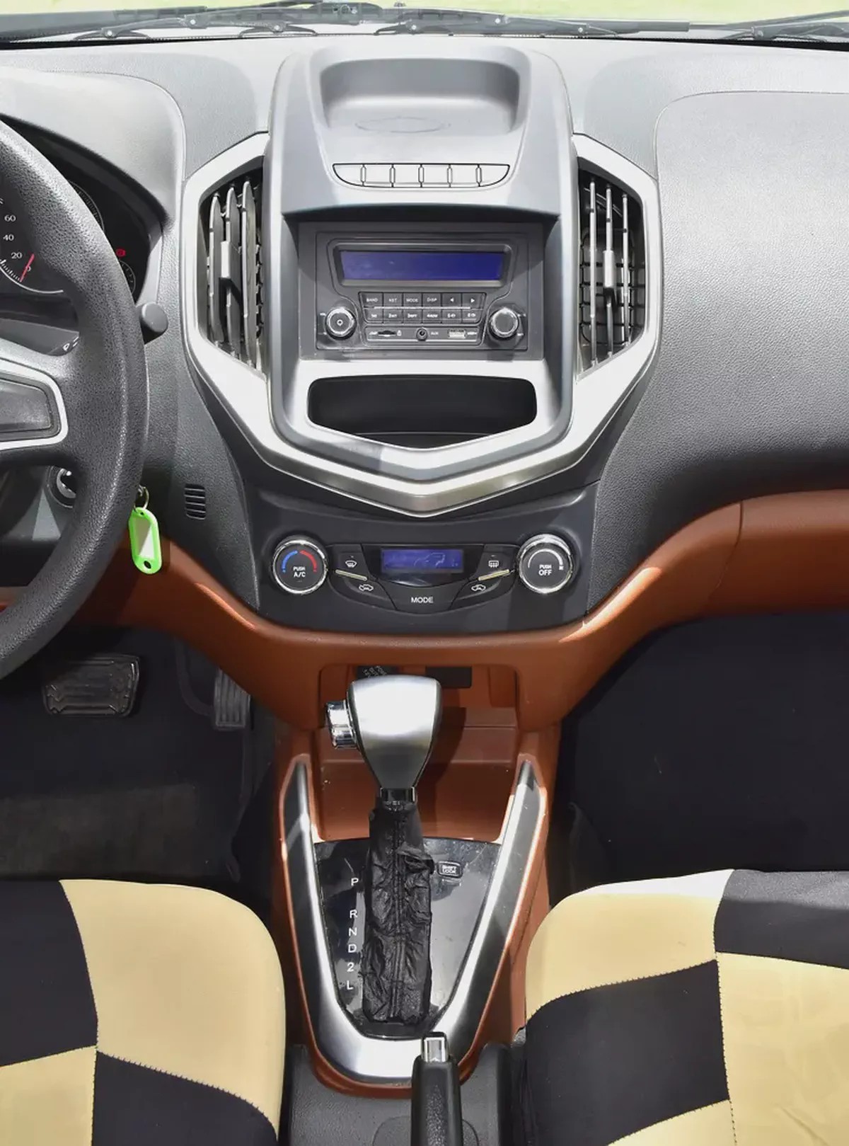 EXCELLENT DEAL for our Geely GC6 ( 2017 Model ) in Brown Color GCC Specs-10-10
