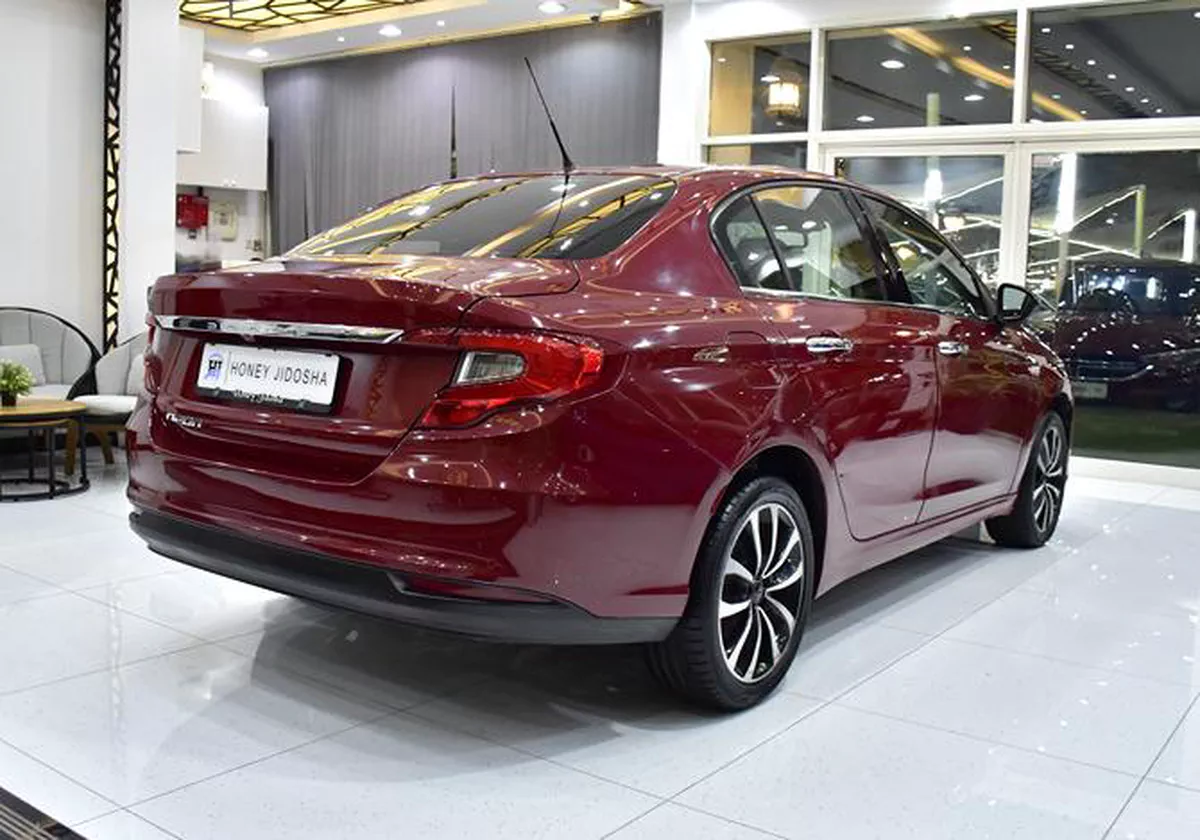 Dodge Neon ( 2017 Model ) in Red Color GCC Specs-3-3