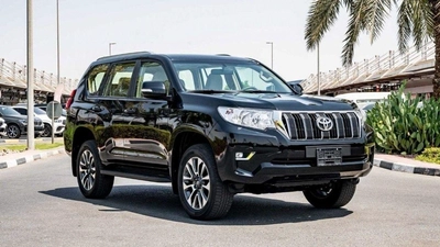 Toyota Prado GXR 4.0P AT MY2023 - BLACK-0