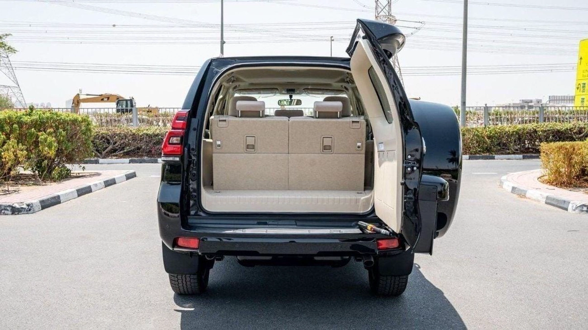 Toyota Prado GXR 4.0P AT MY2023 - BLACK-9-0
