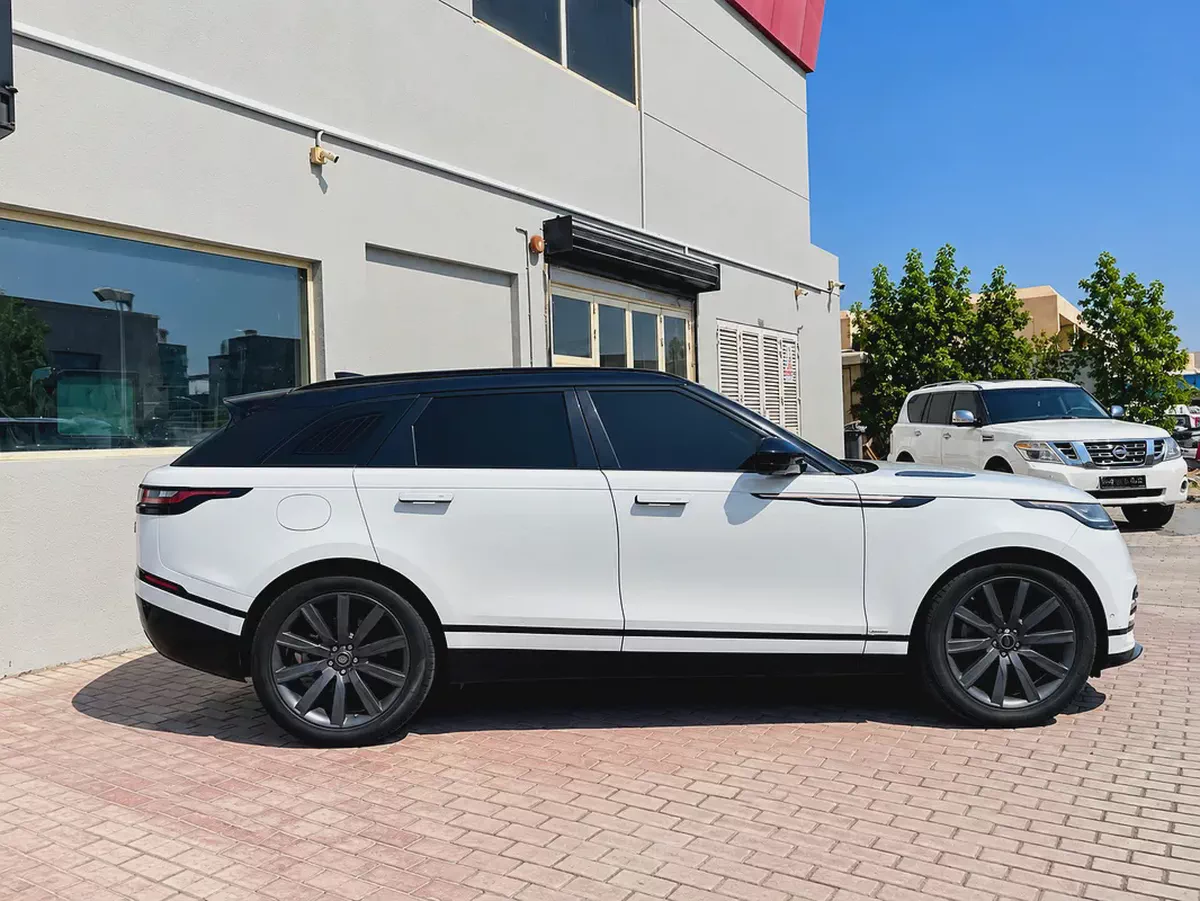 AED 1,590 EMI PM | RANGE ROVER VELAR | R- DYNAMITE | P300 HSE | 0% DOWNPAYMENT-3-3