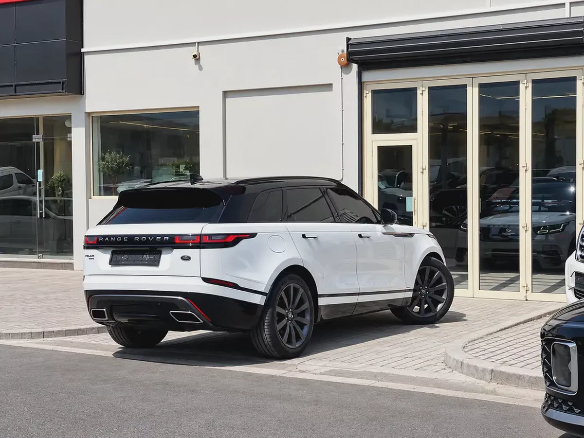 AED 1,590 EMI PM | RANGE ROVER VELAR | R- DYNAMITE | P300 HSE | 0% DOWNPAYMENT-4-4