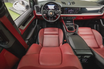 Porsche Cayenne Coupé 2024-16