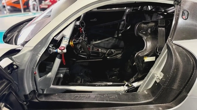 MERCEDES AMG GT3 EVO, RACE CAR, ENDURANCE PACKAGE,CAR IS EQUIPPED WITH 200K AED WORTH OF SPARE PARTS-3