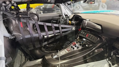 MERCEDES AMG GT3 EVO, RACE CAR, ENDURANCE PACKAGE,CAR IS EQUIPPED WITH 200K AED WORTH OF SPARE PARTS-6