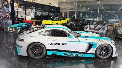MERCEDES AMG GT3 EVO, RACE CAR, ENDURANCE PACKAGE,CAR IS EQUIPPED WITH 200K AED WORTH OF SPARE PARTS-8