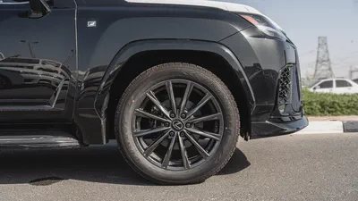 2026 Lexus LX600 F-Sport 3.5L Twin-Turbo AT Petrol (Black-Red)-5