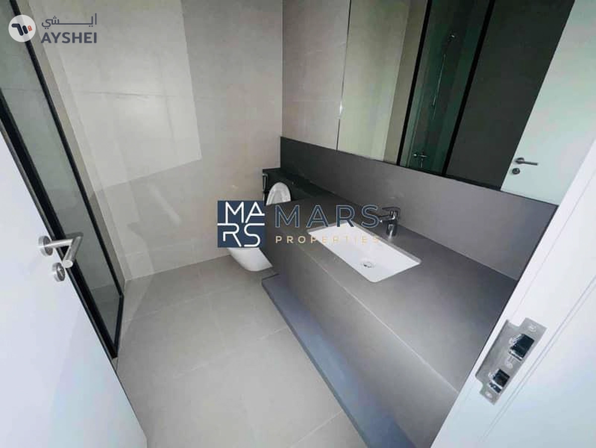 Luxurious brand new 3 bedroom villa in robinia just in 155k-24-24