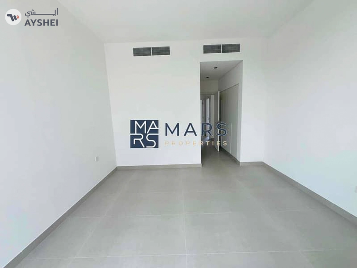 Luxurious brand new 3 bedroom villa in robinia just in 155k-27-27