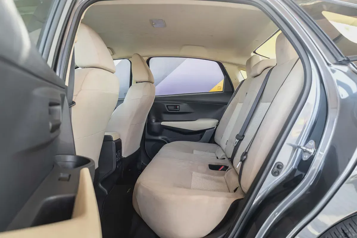 AED 688 Monthly l 2024 Toyota Yaris E 1.5L l GCC l 3 Months Warranty | Free Courtesy Car-15-15
