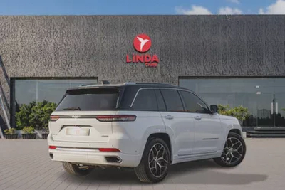 Jeep Grand Cherokee 2023-5