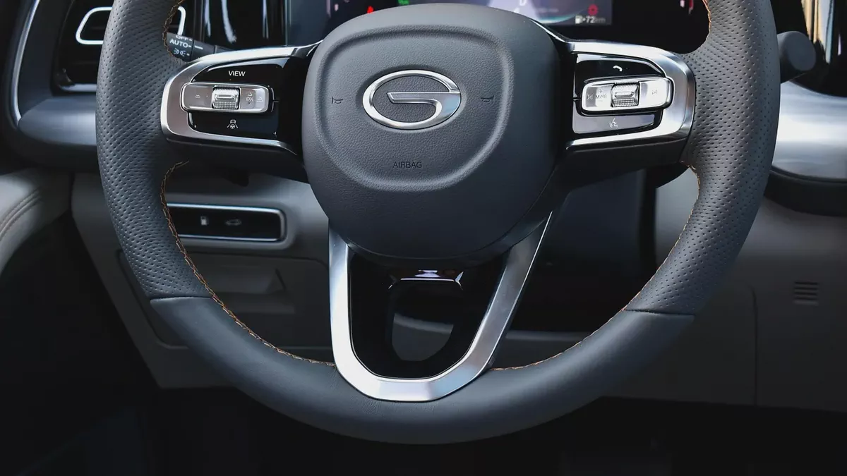 0% DP | AED 1,685 / Month | GAC | GS8 GX 2.0T 4WD | 2025 | Gargash Warranty | Service History-10-10
