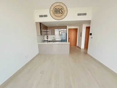 Ready to move 1bhk apartment with chiller free-8