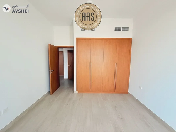 Ready to move 1bhk apartment with chiller free