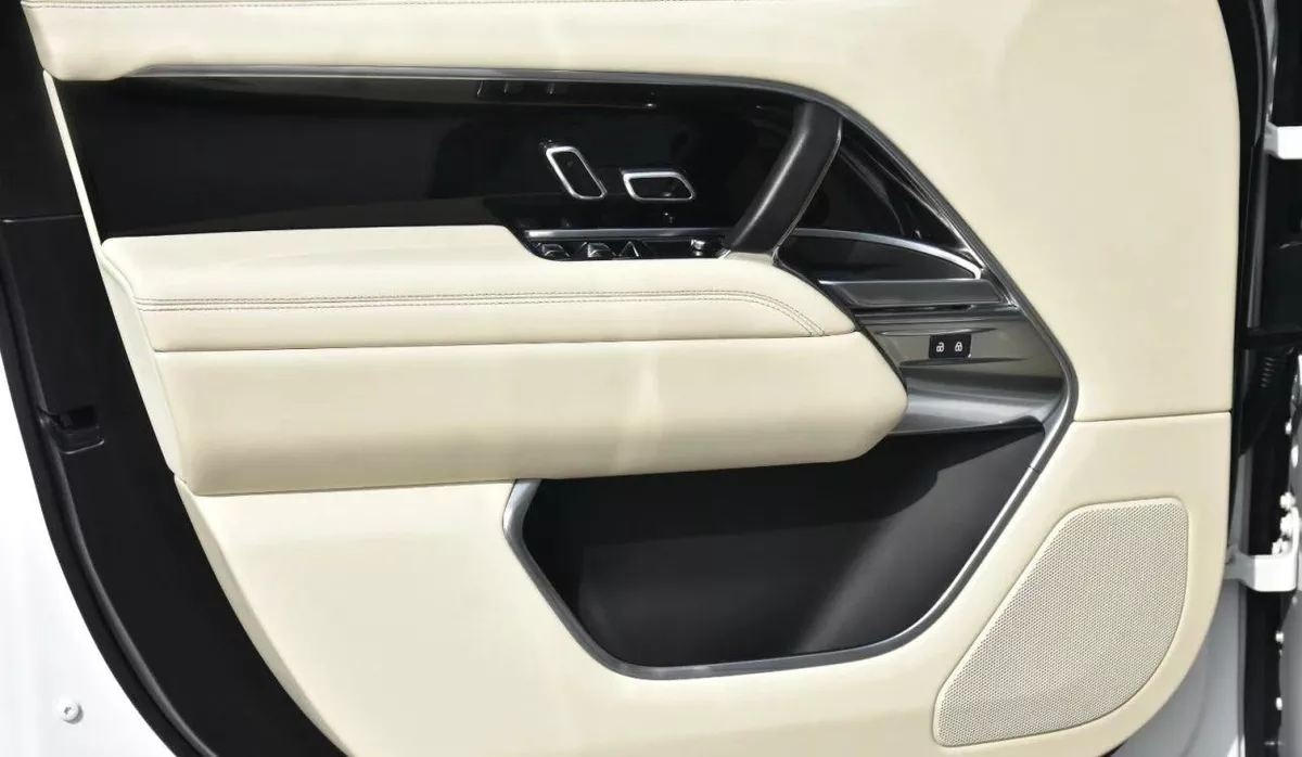 LAND ROVER RANGE ROVER SE V6 2023 | WHITE-1-1