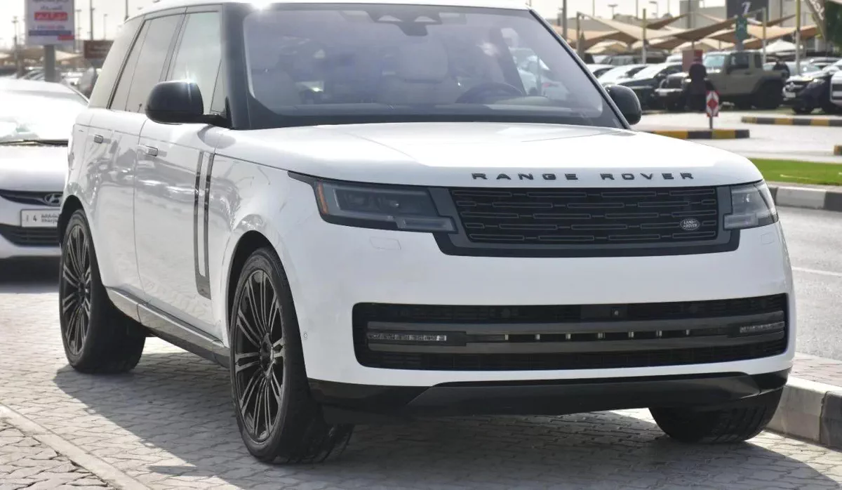 LAND ROVER RANGE ROVER SE V6 2023 | WHITE