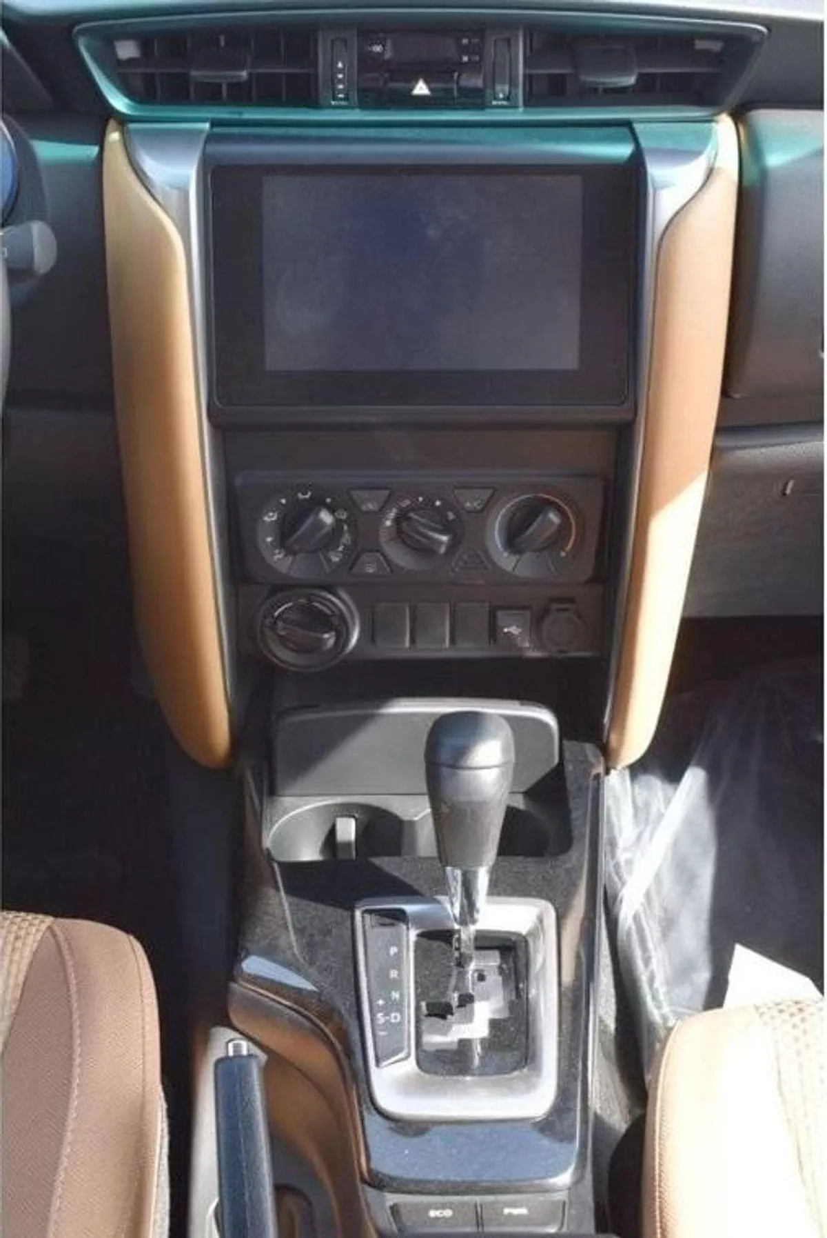 Toyota Fortuner GX2 FORTUNER 2.4L  DSL-4-0