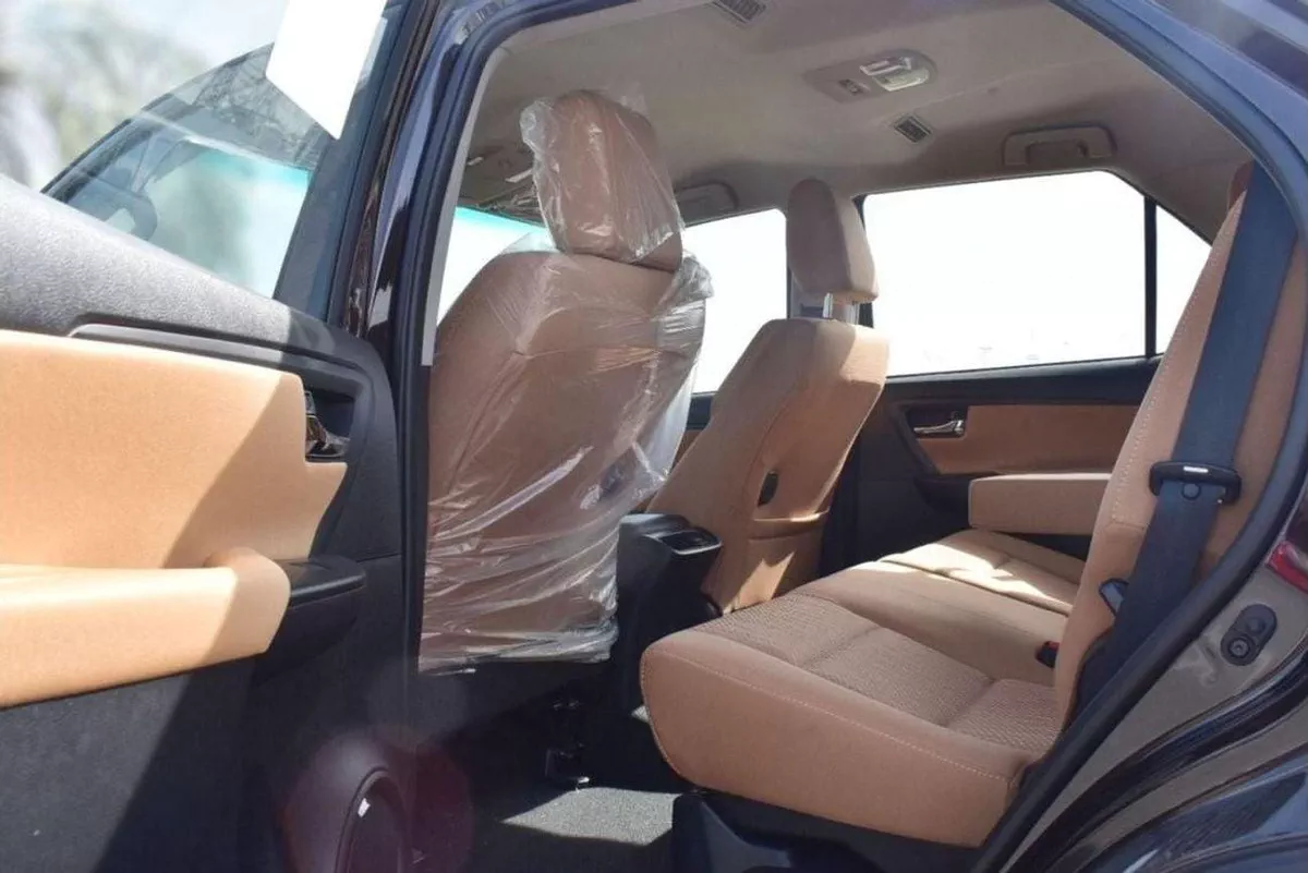 Toyota Fortuner GX2 FORTUNER 2.4L  DSL-7-0