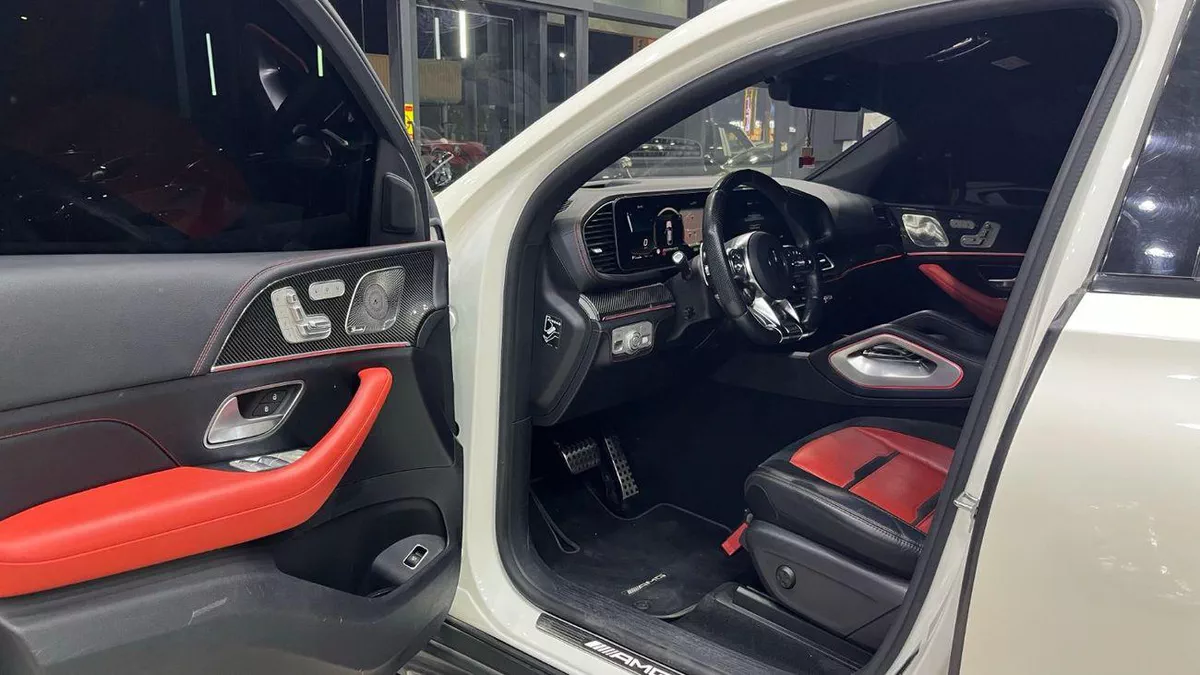 Mercedes Benz GLE53 AMG COUPE 4MATIC+-9-0