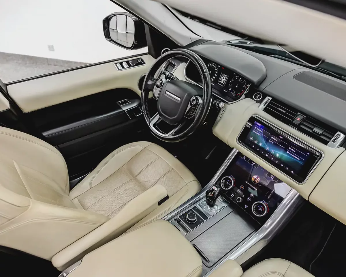 RANGE ROVER SPORT SE - V6 - 2018 - GCC - GOOD CONDITION-6-6