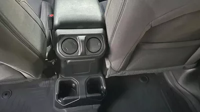 Jeep Gladiator Willys Manual transmission | USA Specs-15