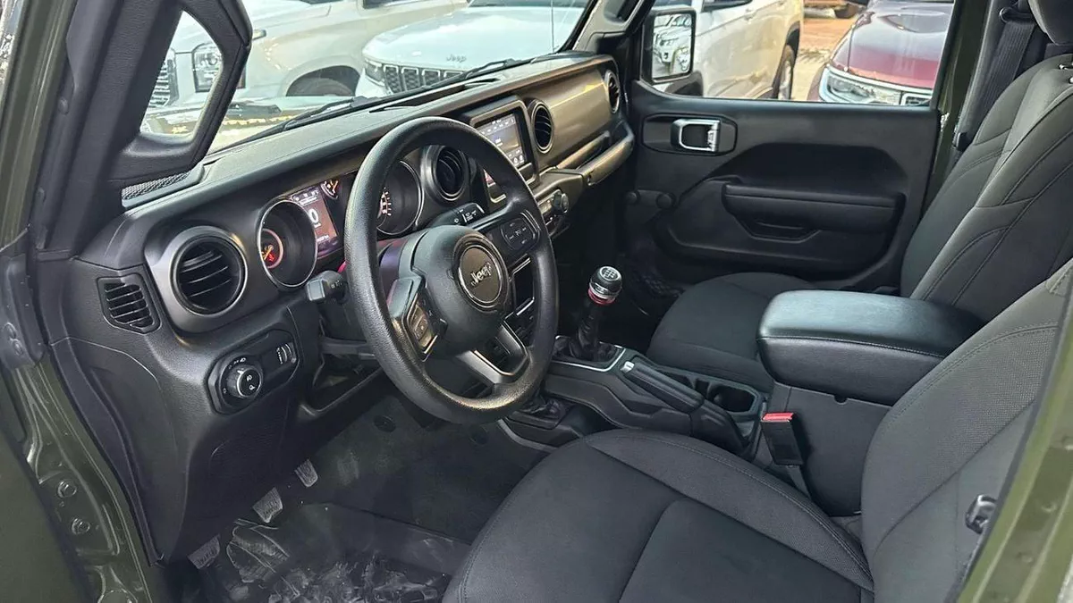 Jeep Gladiator Willys Manual transmission | USA Specs-4-0